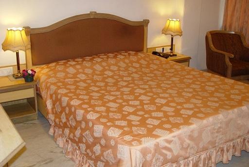 Hotel Supreme